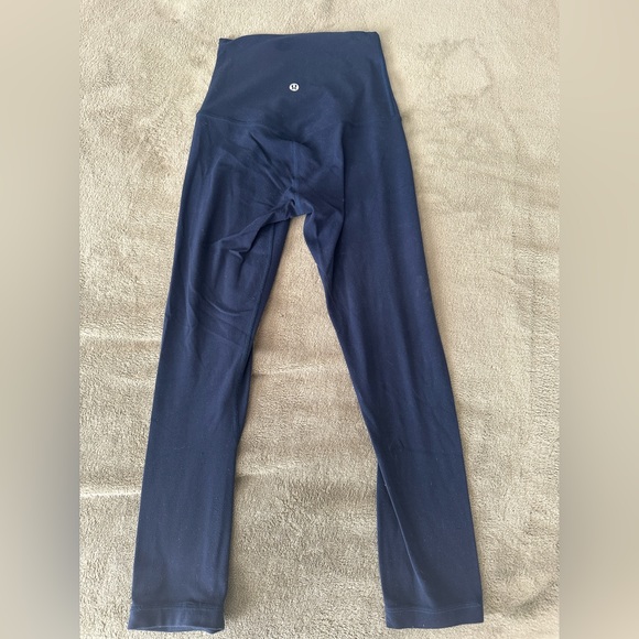 Lululemon align high rise 21” legging. Navy. Size 2 - Picture 2 of 3
